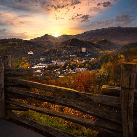 Smoky Mountain Serenity, Amazing Mountain Views 1089 Free Tickets Each Paid Day, Dollywood And More سيفيرفيل المظهر الخارجي الصورة